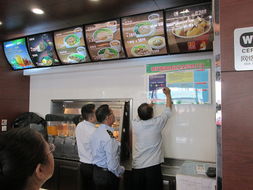 玉林市食品藥品監(jiān)督管理局 示范引領(lǐng)，全面提升餐飲服務(wù)食品安全水平
