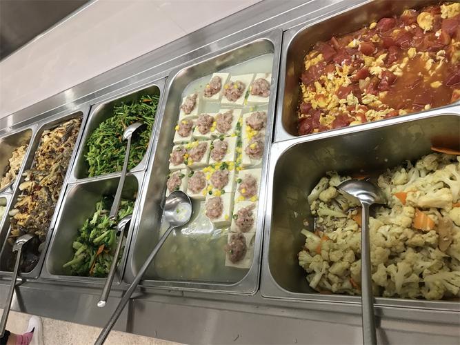 為了提供高品質(zhì)的餐飲服務(wù),越來(lái)越多的企業(yè)與學(xué)校選擇與楊浦上海餐飲